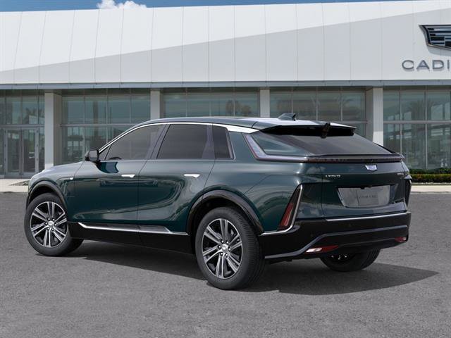 New 2026 Cadillac Lyriq Premium Luxury AWD/4WD image 4