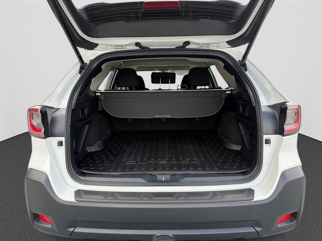 Certified 2025 Subaru Outback Premium image 38