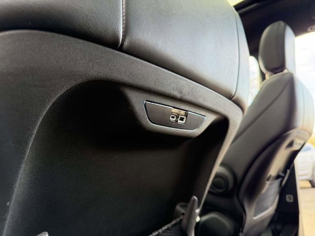 Used 2025 Chrysler Pacifica Limited FWD image 20
