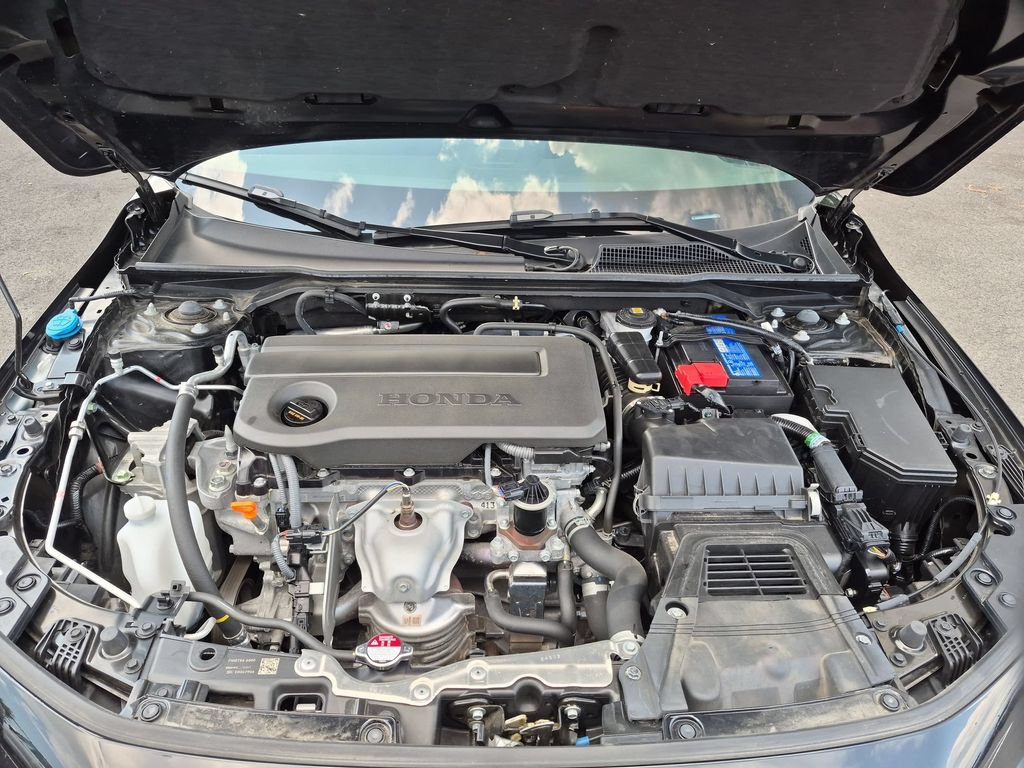 Used 2025 Honda Civic Sport image 34
