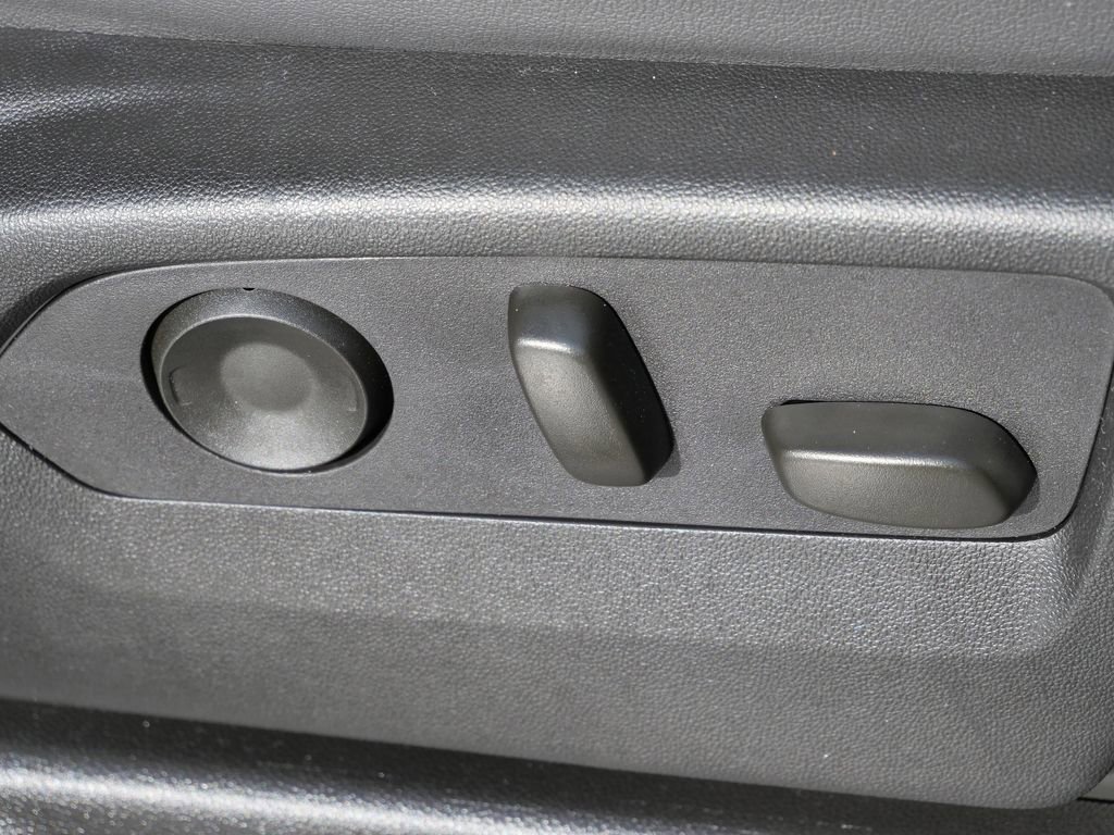 Used 2025 Chevrolet Tahoe LT image 16