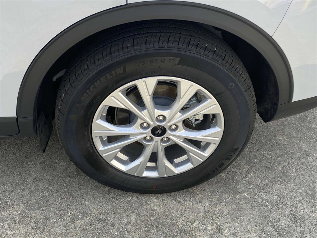 New 2025 Ford Escape Active w/ Cold Weather Package image 10