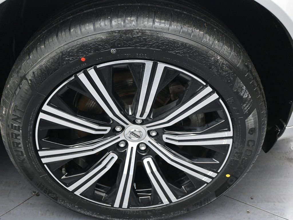 Used 2022 Volvo XC90 T8 Inscription image 40