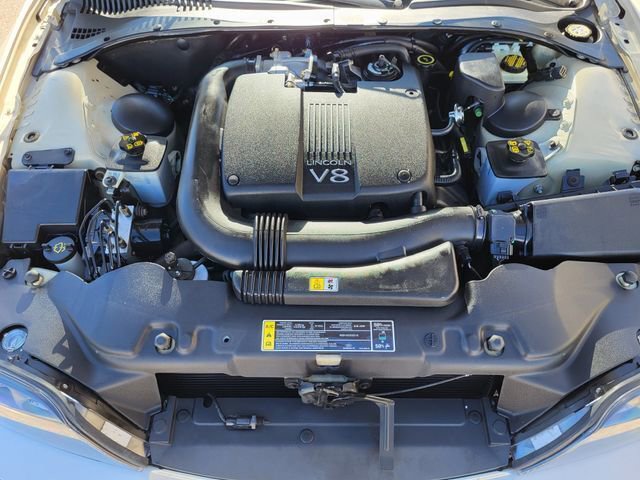 Used 2001 Lincoln LS image 11