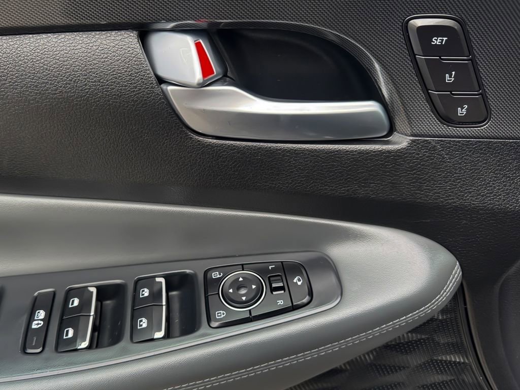 Used 2021 Hyundai Santa Fe Limited w/ Cargo Package image 28