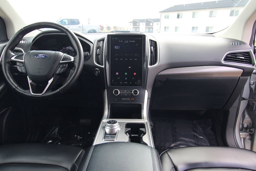 Used 2024 Ford Edge SEL image 40