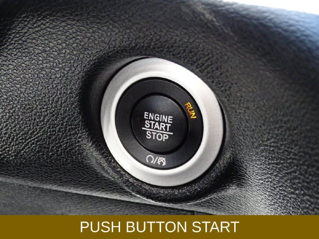 Certified 2026 Chrysler Pacifica Select FWD image 9