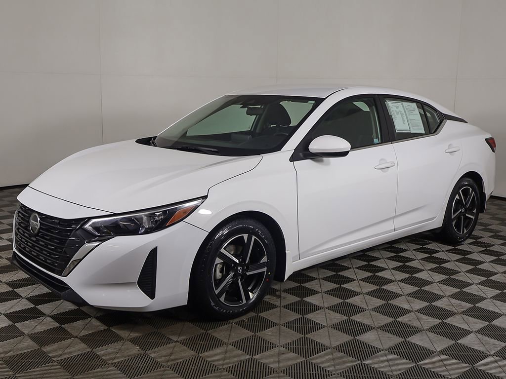Used 2024 Nissan Sentra SV image 6