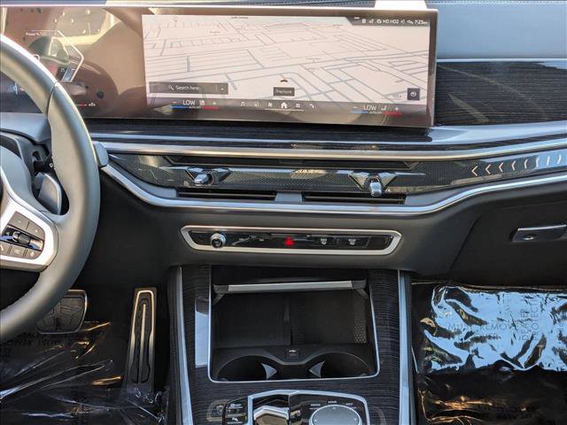 Used 2026 BMW X5 xDrive40i w/ M Sport Package image 11