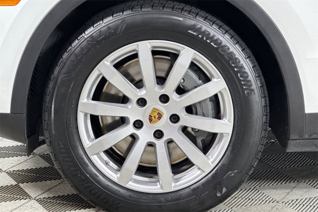 Used 2020 Porsche Cayenne S AWD/4WD image 34