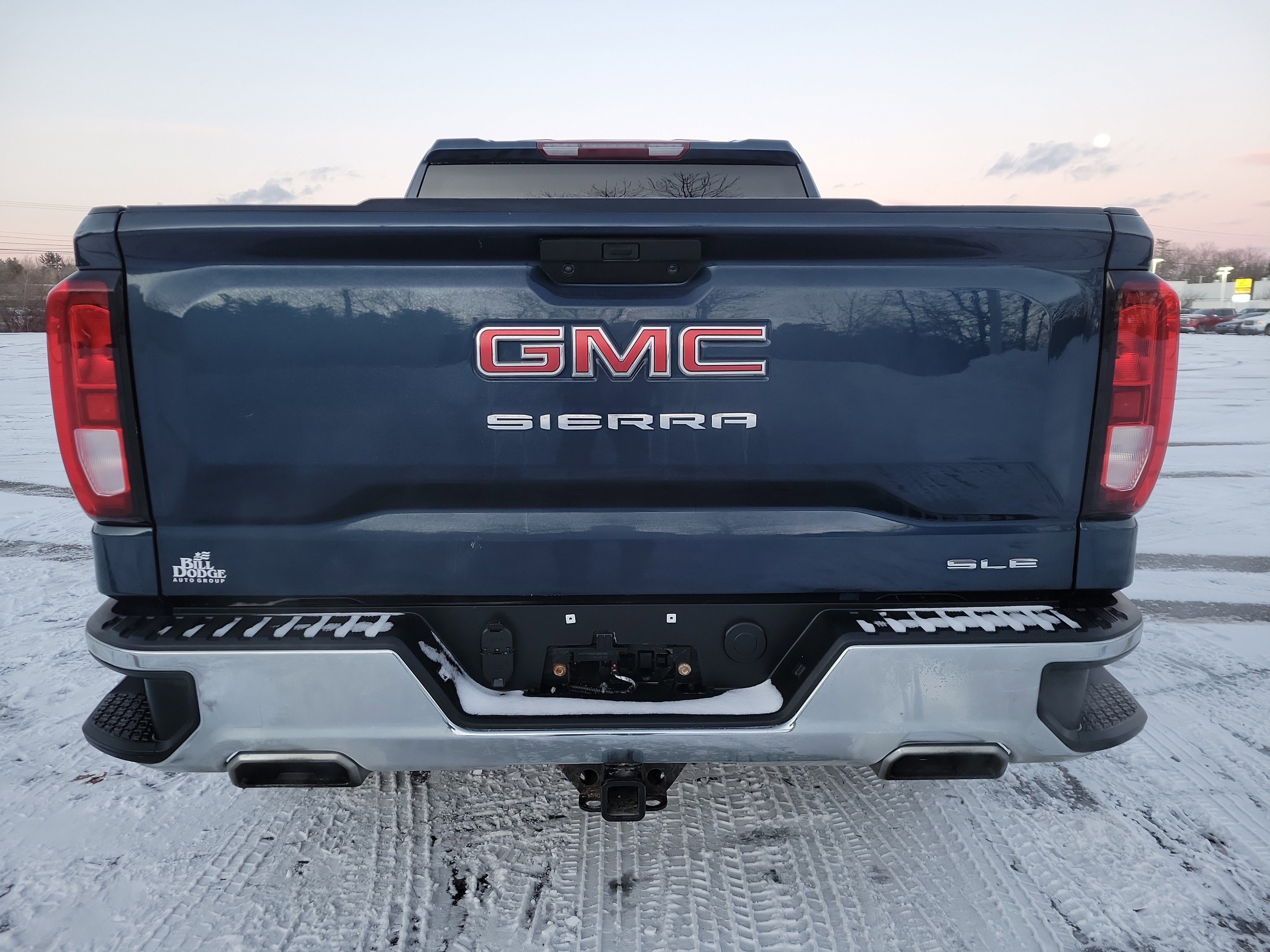 Used 2021 GMC Sierra 1500 SLE w/ X31 Off-Road Package image 6