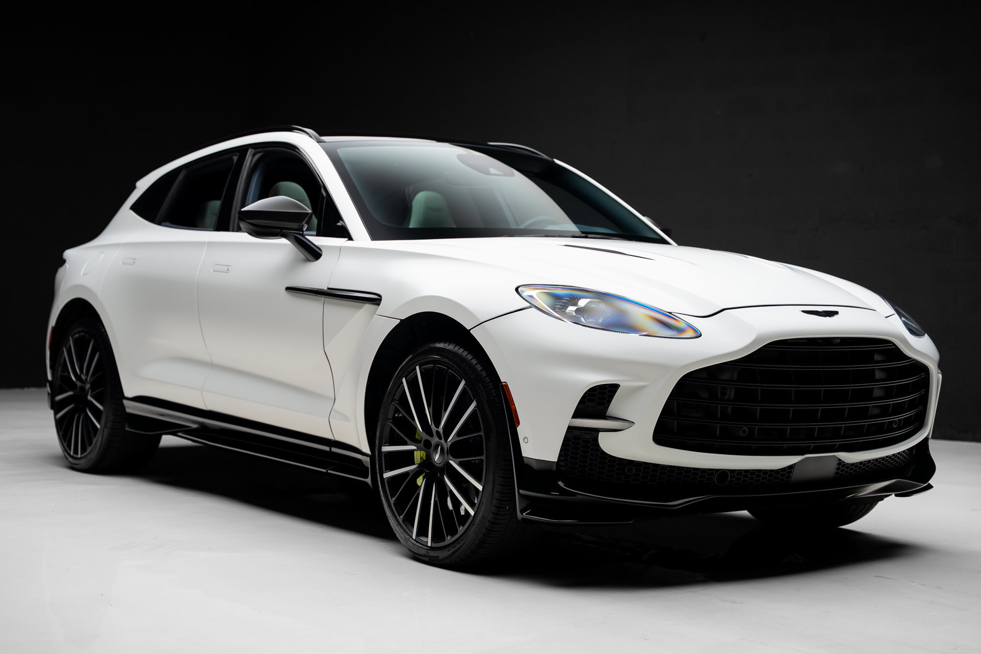 Used 2023 Aston Martin DBX 707 AWD/4WD image 91