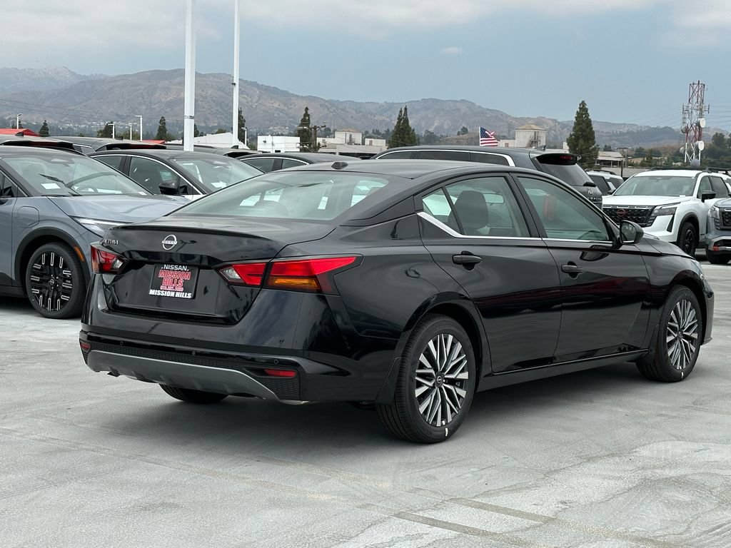 New 2026 Nissan Altima 2.5 SV w/ SV Special Edition Package FWD image 7