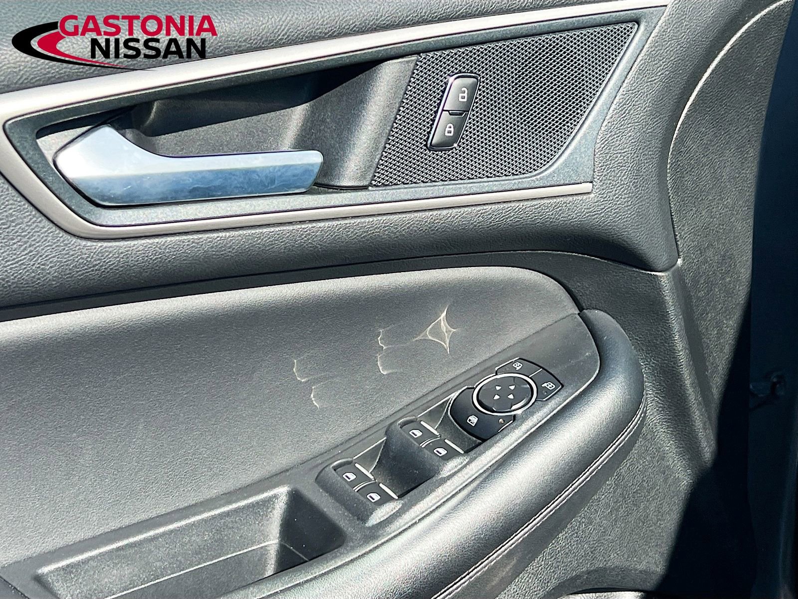 Used 2024 Ford Edge SEL image 22