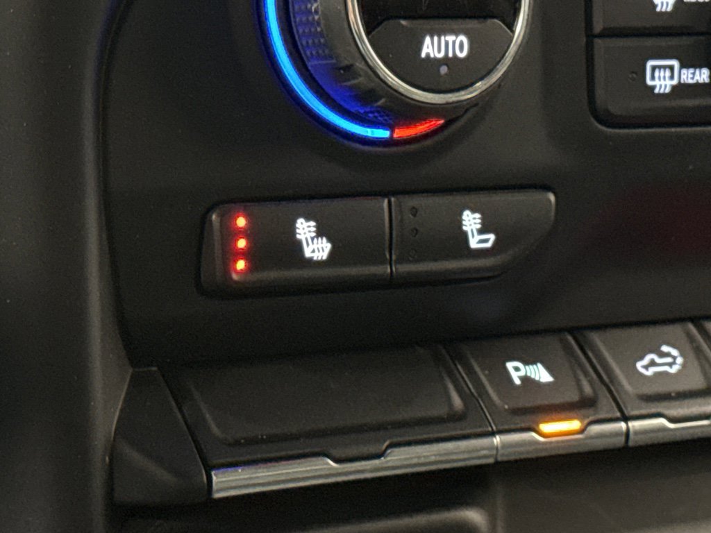 Used 2022 Chevrolet Silverado 2500 LT w/ All Star Edition image 26