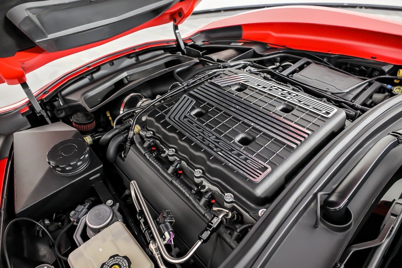 Used 2015 Chevrolet Corvette Z06 w/ Z07 Performance Package image 17