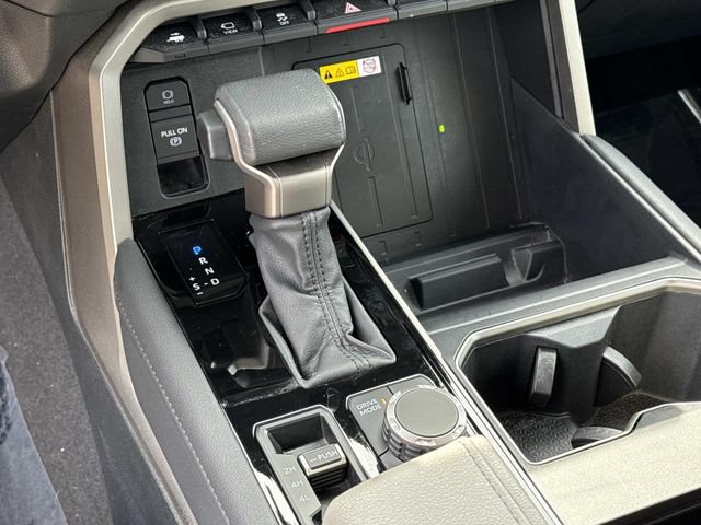 Used 2023 Toyota Tundra Limited AWD/4WD image 23