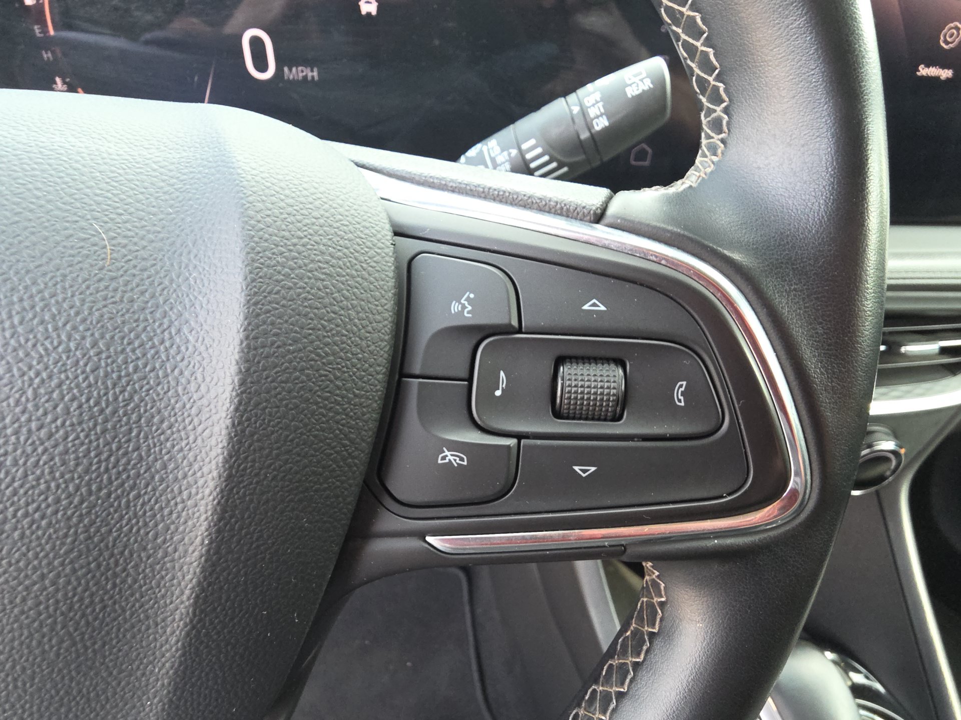 Used 2024 Buick Encore GX Preferred FWD image 19