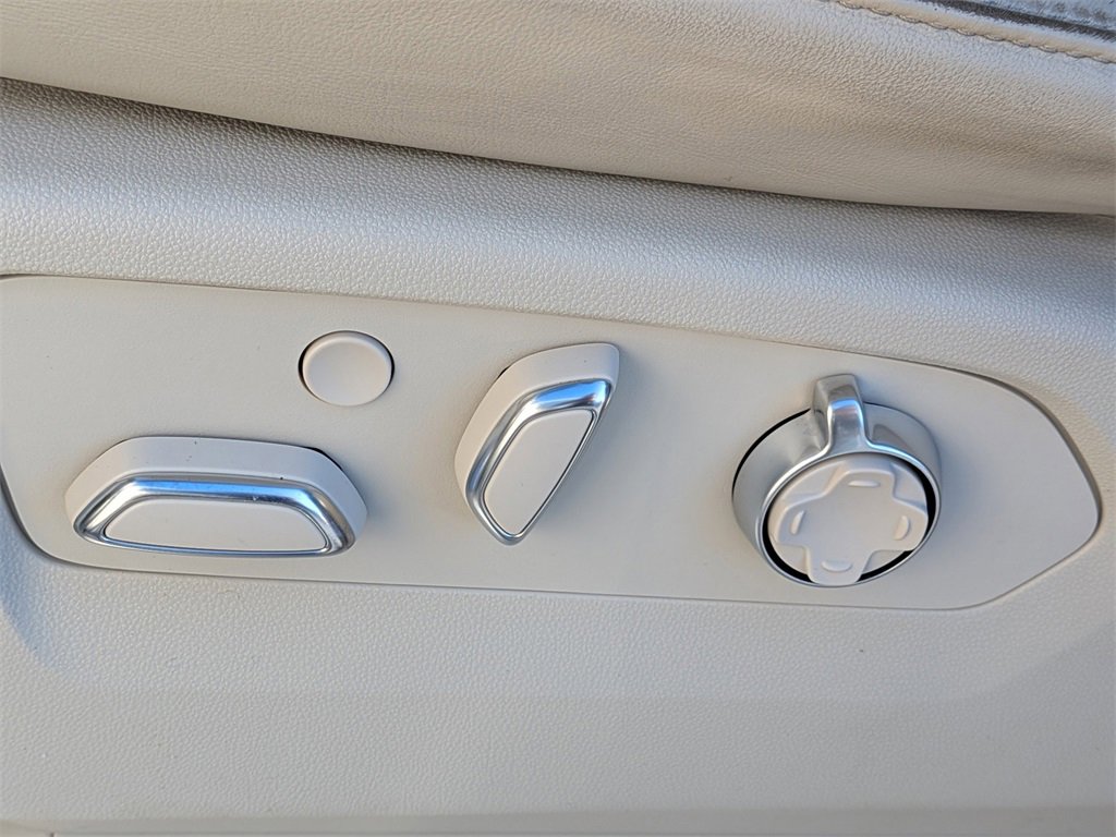 Used 2023 Cadillac Escalade Premium Luxury Platinum w/ LPO, Radiant Package image 23