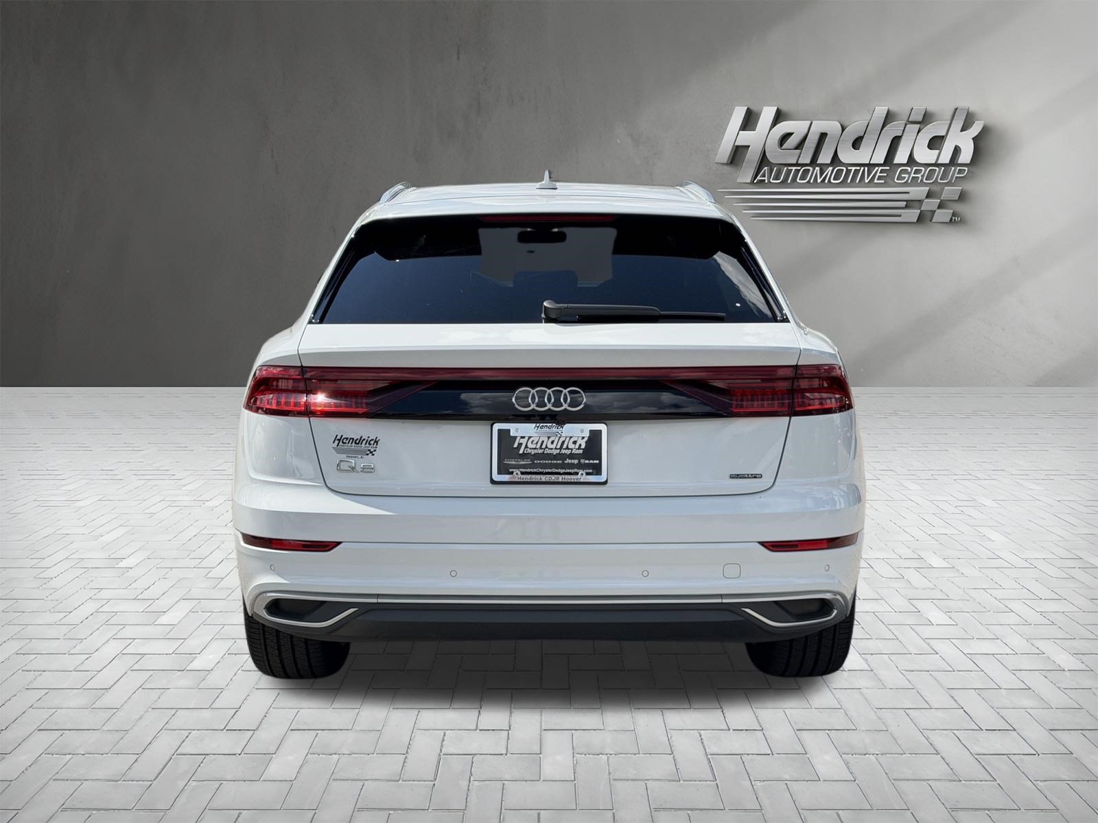 Used 2023 Audi Q8 Premium w/ Convenience Package AWD/4WD image 9