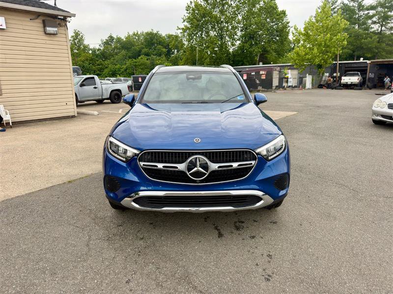 Used 2026 Mercedes-Benz GLC 300 4MATIC image 9