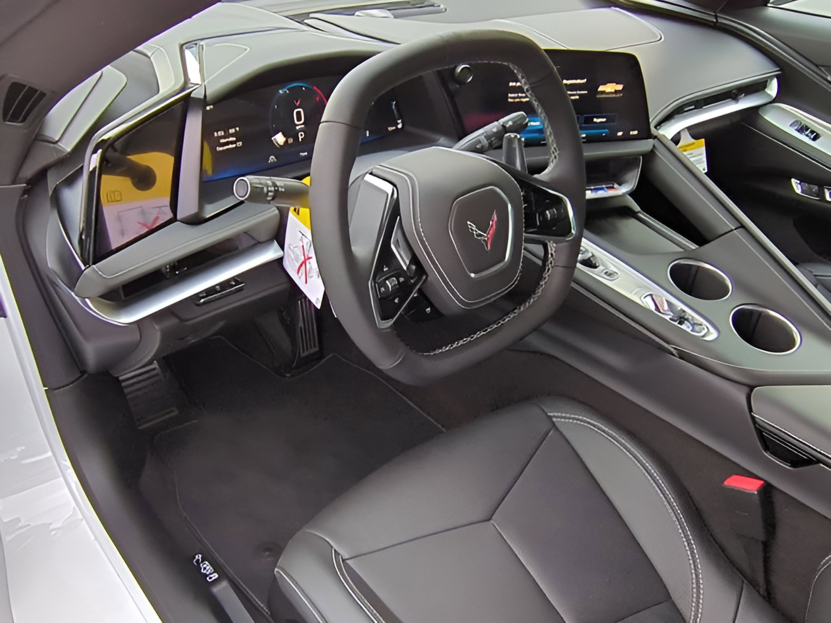 New 2026 Chevrolet Corvette Stingray Coupe w/ Battery Protection Package image 35