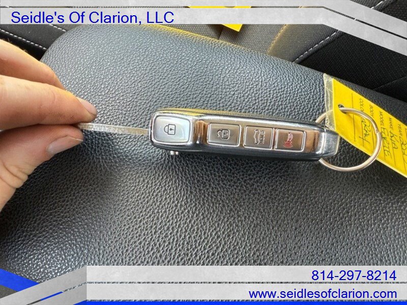 Used 2023 Kia Forte LXS w/ LXS Technology Package FWD image 23