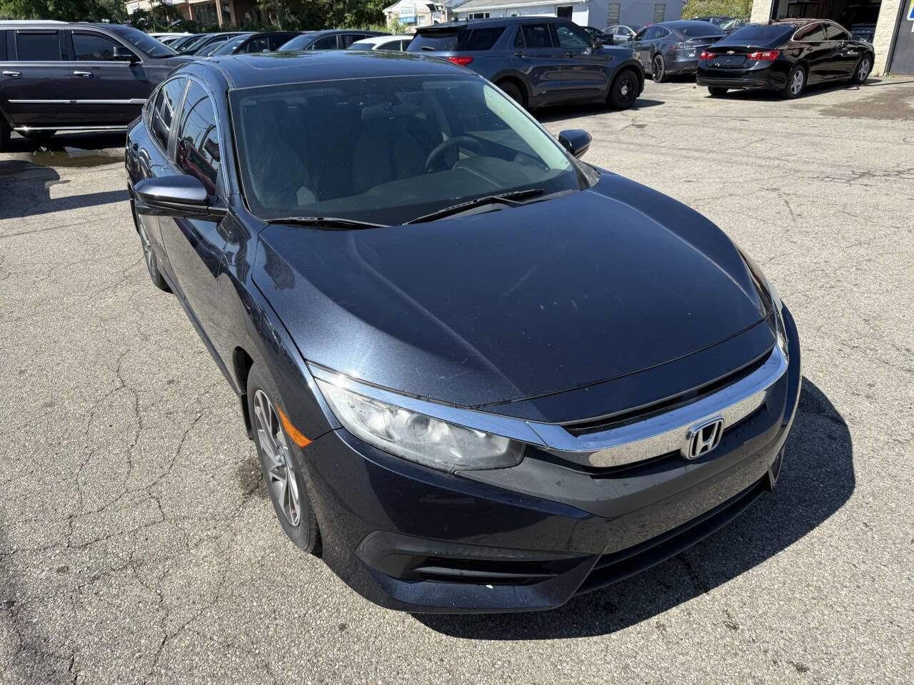 Used 2018 Honda Civic EX image 4