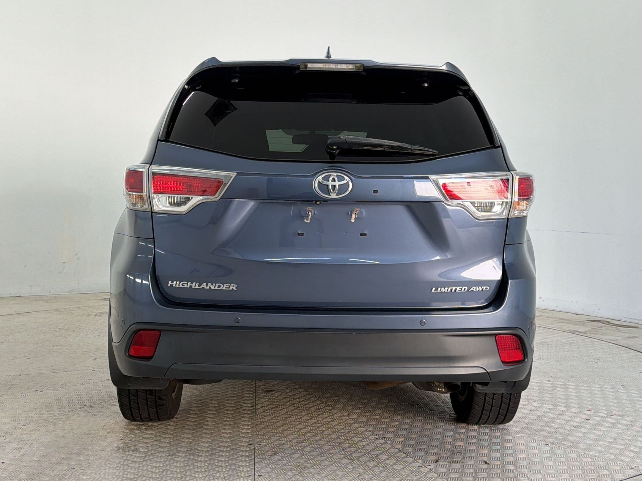 Used 2016 Toyota Highlander Limited AWD/4WD image 10