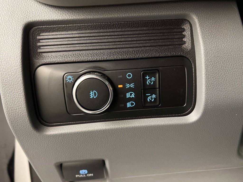 New 2025 Ford F550 4x4 Regular Cab Super Duty image 21