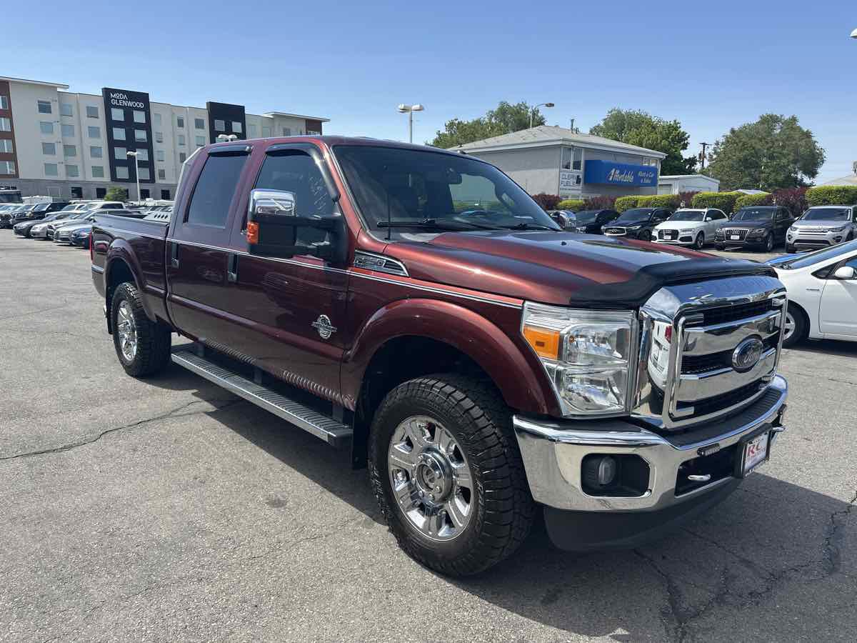 Used 2016 Ford F250 Lariat w/ Chrome Package image 4