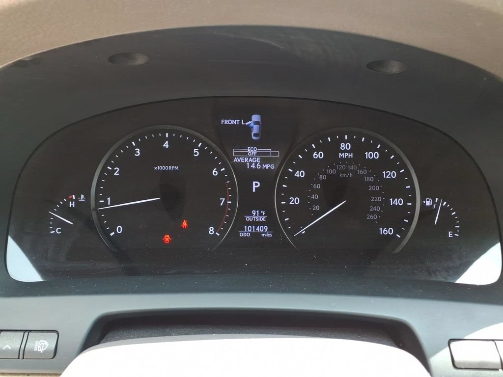 Used 2014 Lexus LS 460 w/ Comfort Package RWD image 16