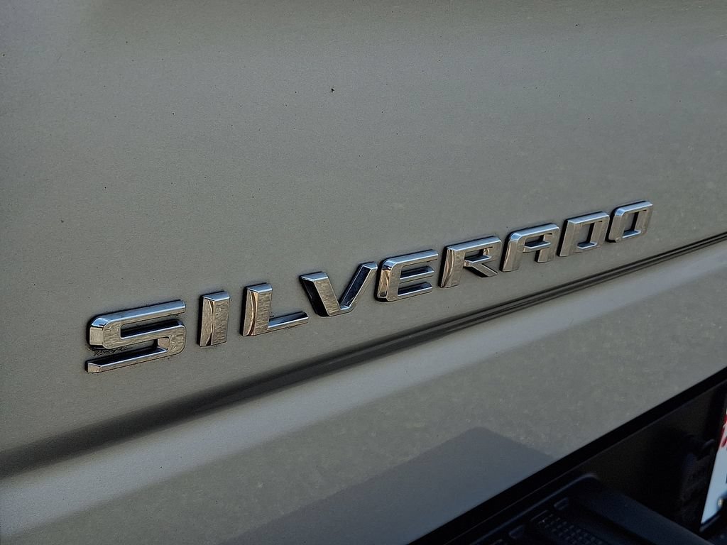 Certified 2020 Chevrolet Silverado 1500 Custom w/ Custom Value Package AWD/4WD image 28