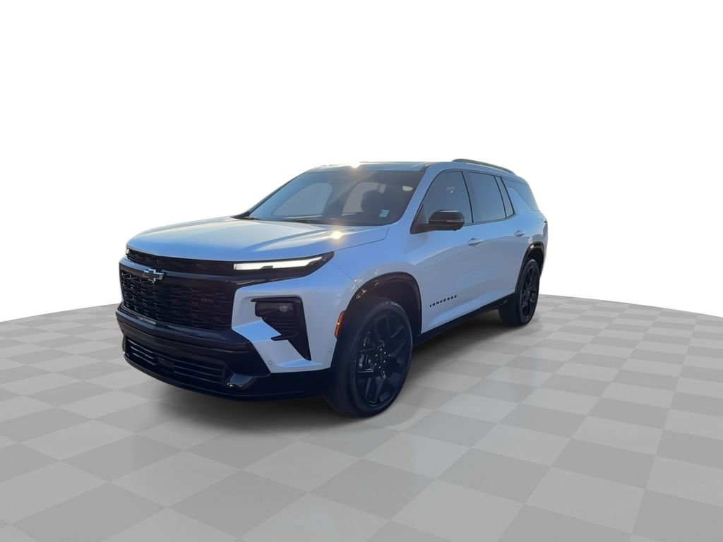 Certified 2025 Chevrolet Traverse RS w/ LPO, Floor Liner Package image 5