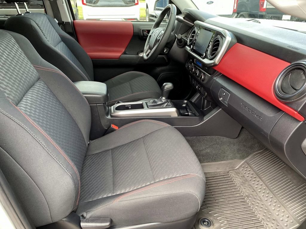 Used 2023 Toyota Tacoma SR5 AWD/4WD image 24