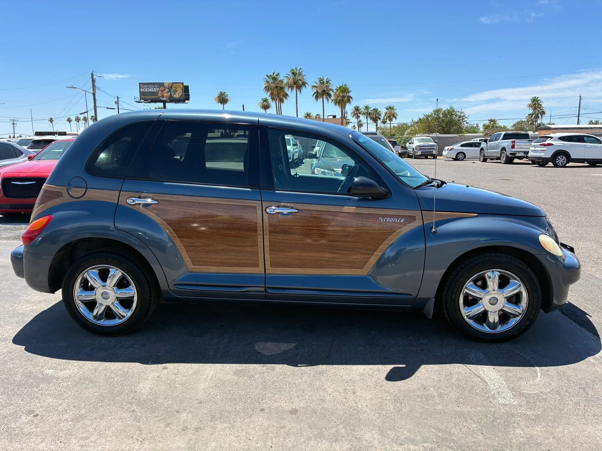 Used 2003 Chrysler PT Cruiser Limited FWD image 10