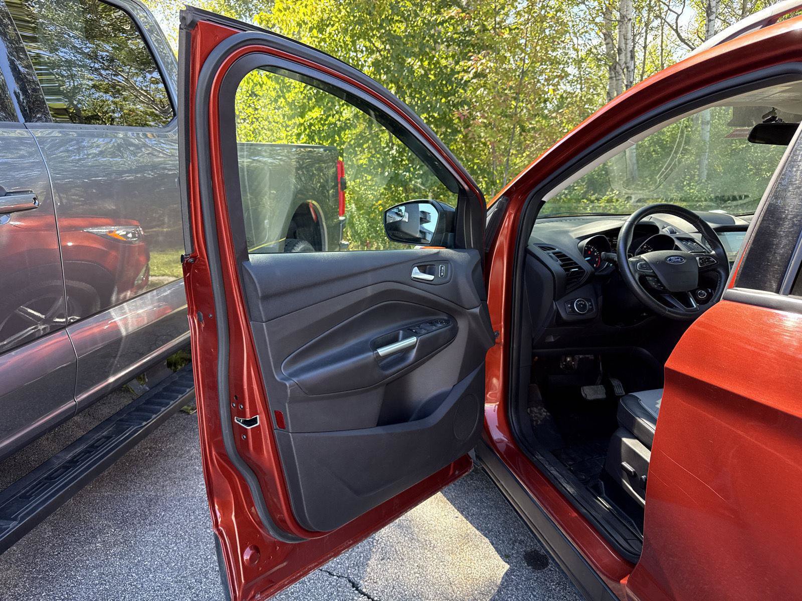 Used 2019 Ford Escape SE AWD/4WD image 10