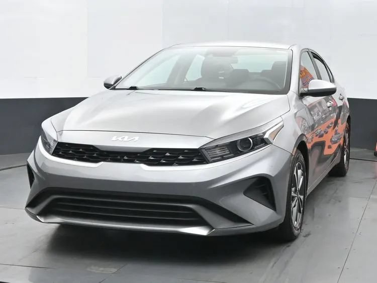 Used 2023 Kia Forte LXS FWD image 1