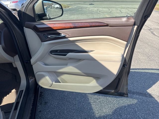 Used 2016 Cadillac SRX Luxury image 26