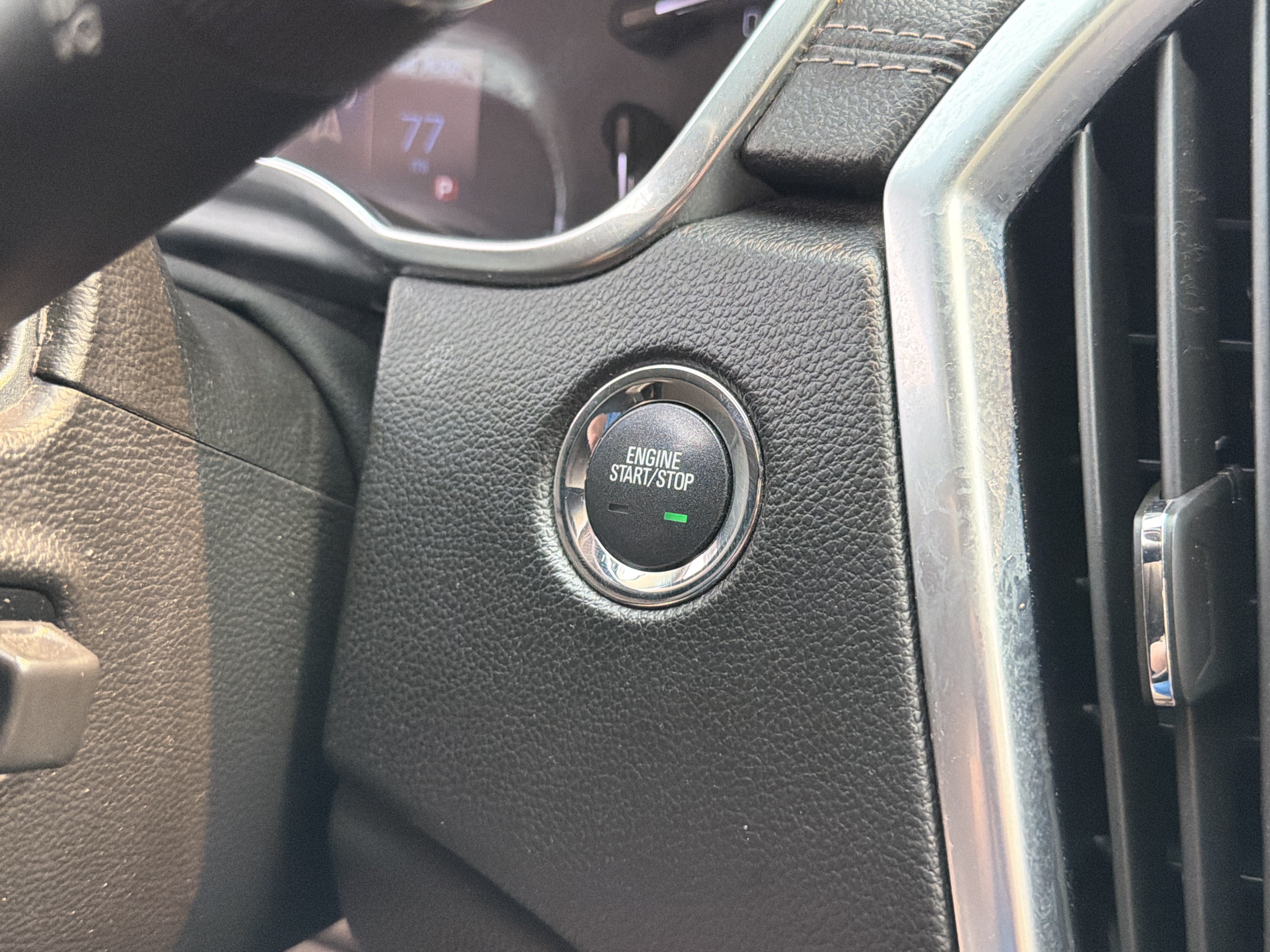 Used 2013 Cadillac SRX Luxury AWD/4WD image 20
