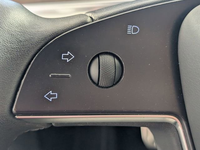 Used 2023 Tesla Model S Standard Range image 13