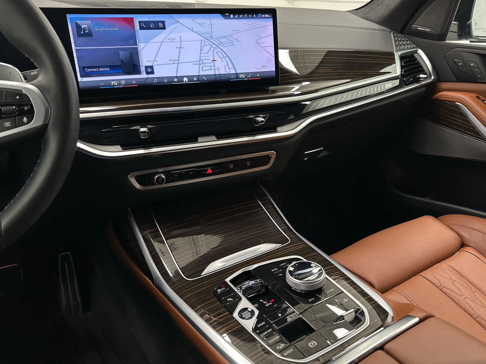 Used 2026 BMW X7 M60i image 30