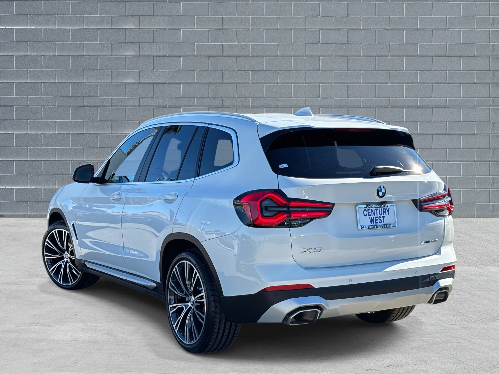 Certified 2023 BMW X3 sDrive30i w/ Convenience Package RWD image 3