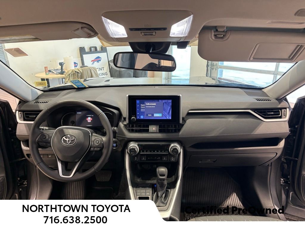 Used 2023 Toyota RAV4 XLE image 21