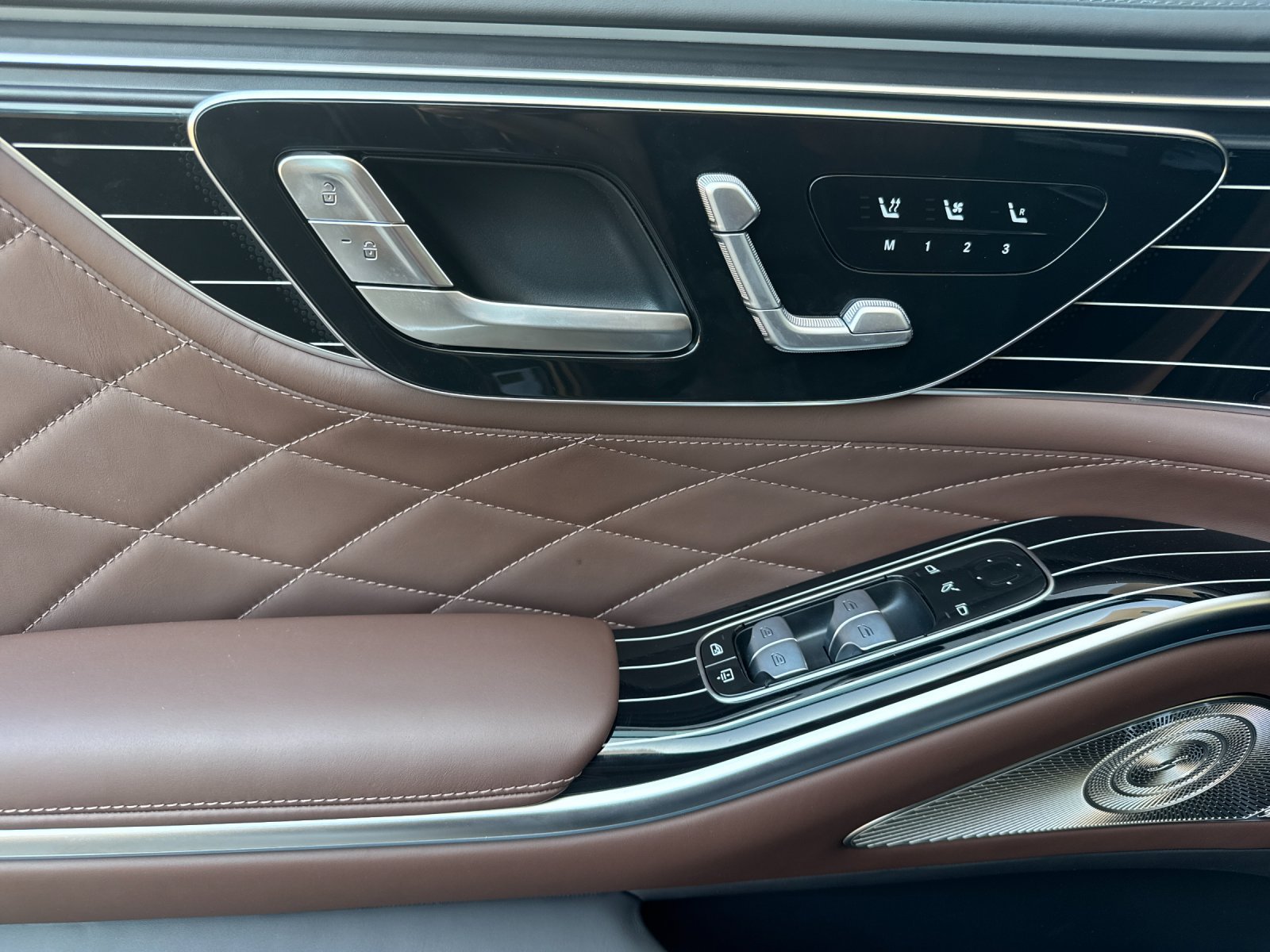 New 2027 Mercedes-Benz S 580 4MATIC Sedan image 10