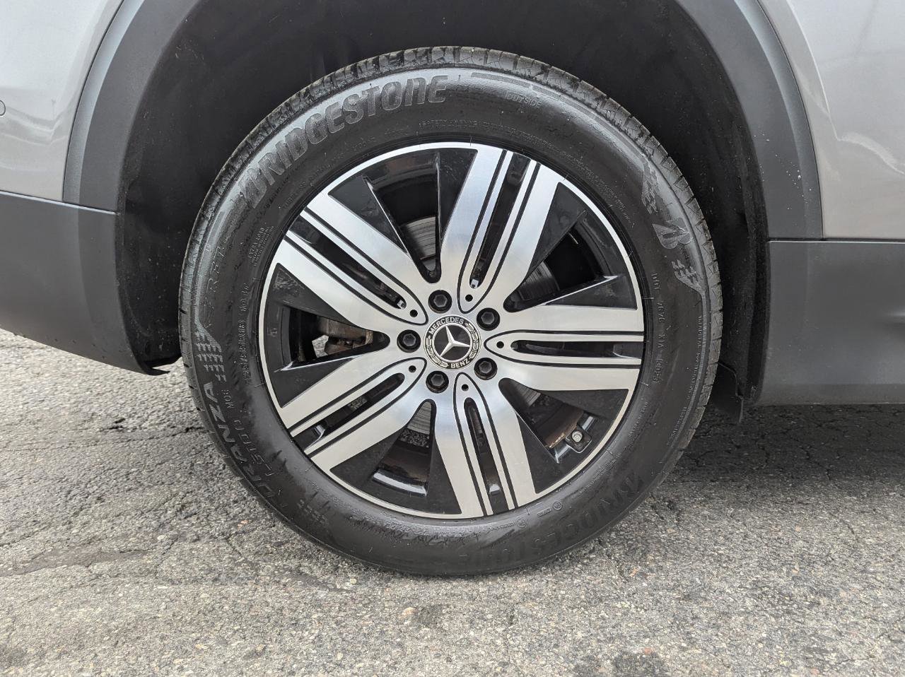 Used 2022 Mercedes-Benz EQB 300 4MATIC image 56