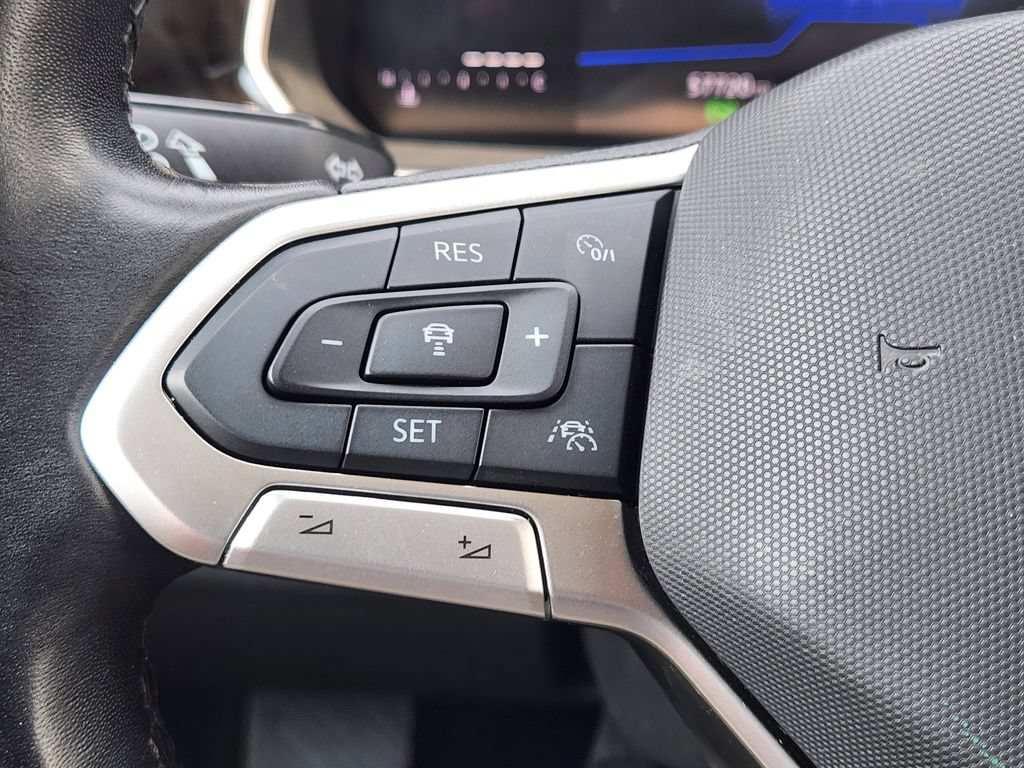 Used 2024 Volkswagen Jetta SE FWD image 31