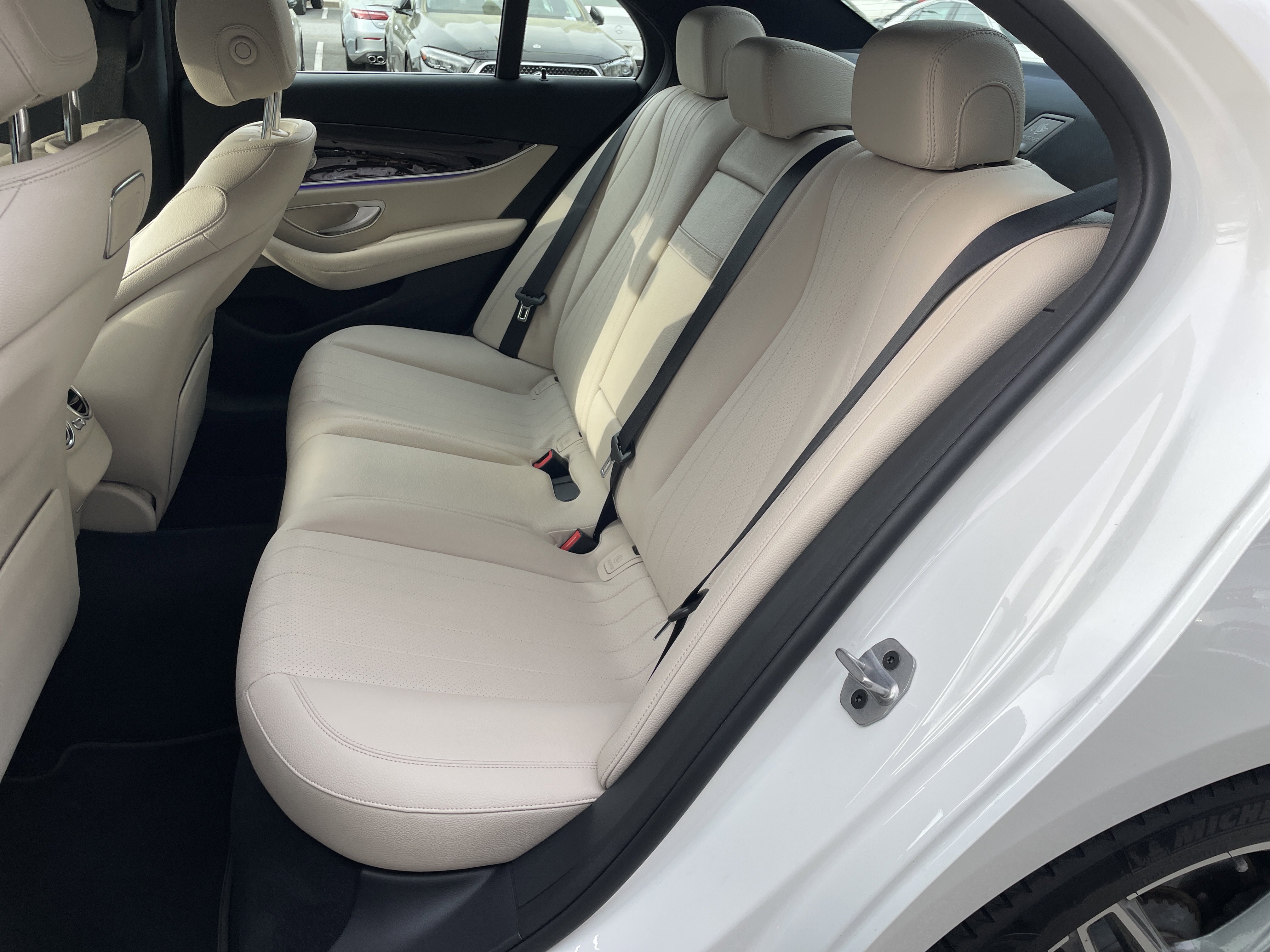 Used 2019 Mercedes-Benz E 450 4MATIC Sedan image 39
