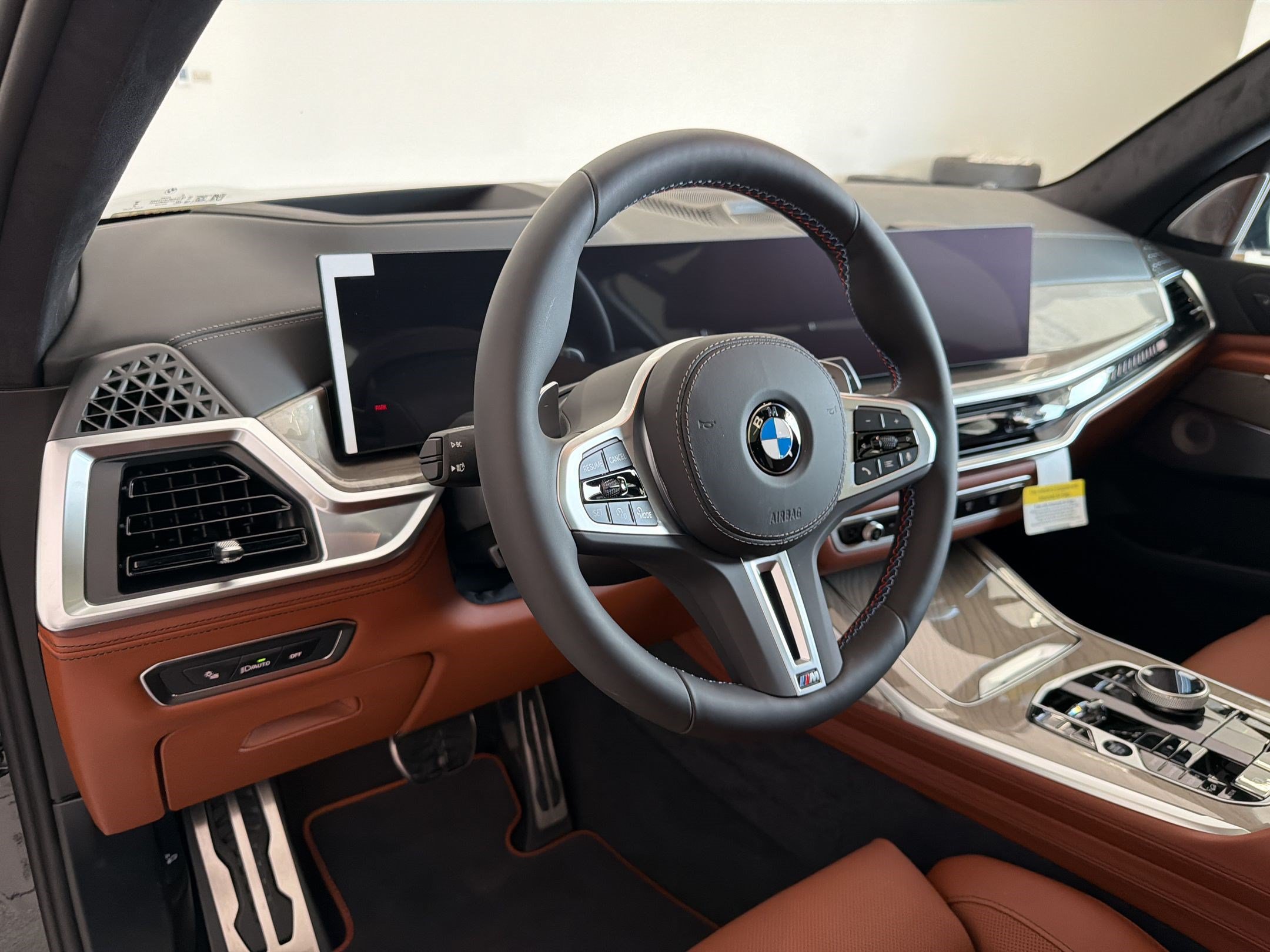 New 2027 BMW X7 M60i AWD/4WD image 4