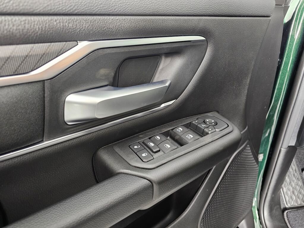 New 2026 RAM 1500 Big Horn w/ Night Edition image 21